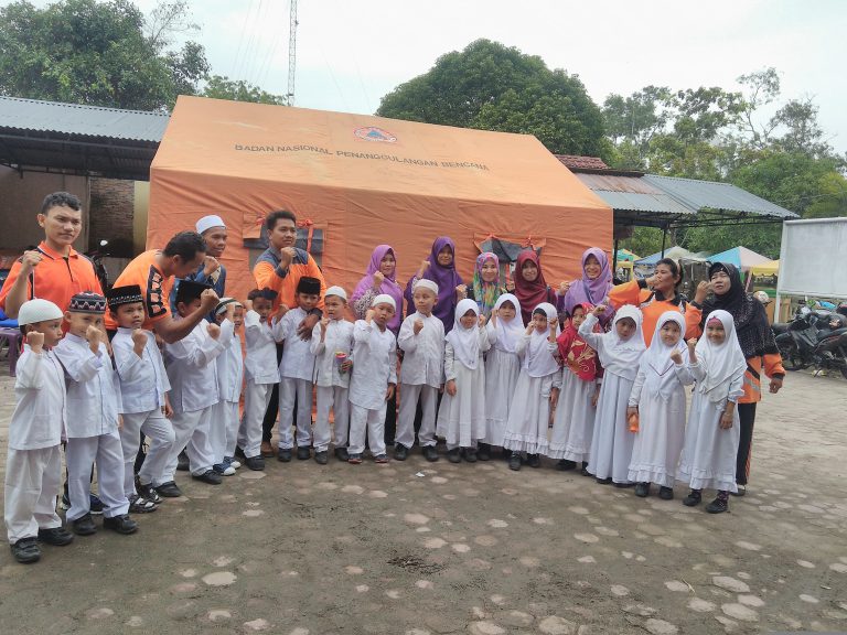 31880653_385527381950813_5228109817922453504_n