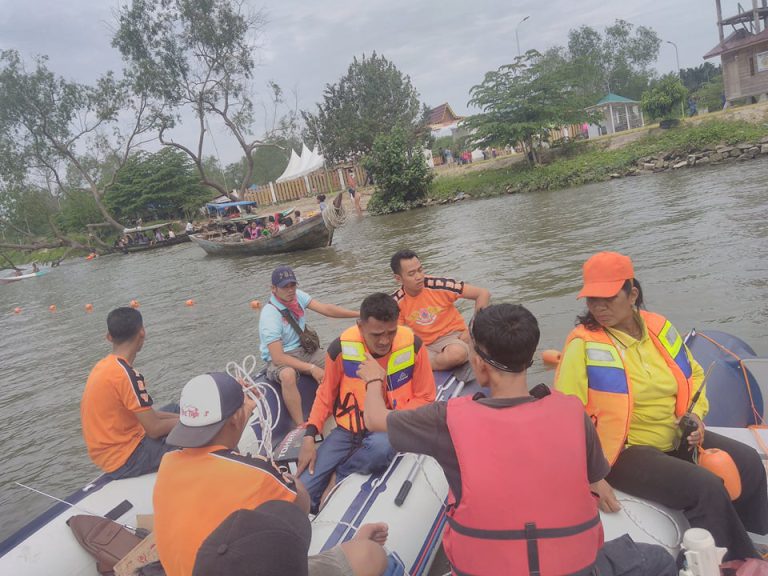 35294281_405851953251689_8856673102126383104_n